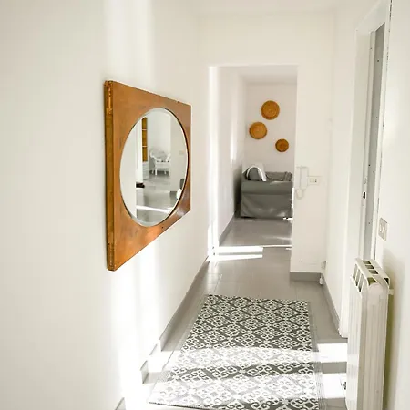 Apartment View Cozy With Small Garden *