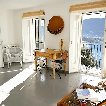 Apartment View Cozy With Small Garden Como