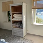 アパート View Cozy With Small Garden
